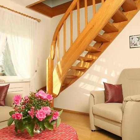 Komfortable Mit Grossem Balkon By Interhome 公寓 Dushorn